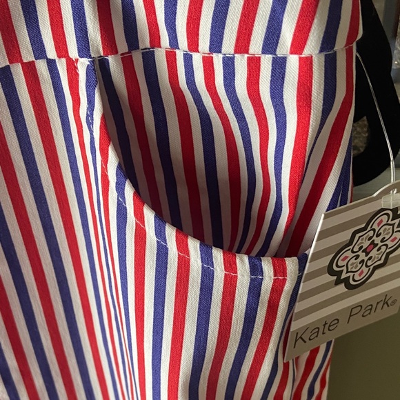 Kate Park NWT Striped Red White Blue Pull-On Capri Pants Pockets Sz L - Picture 2 of 7